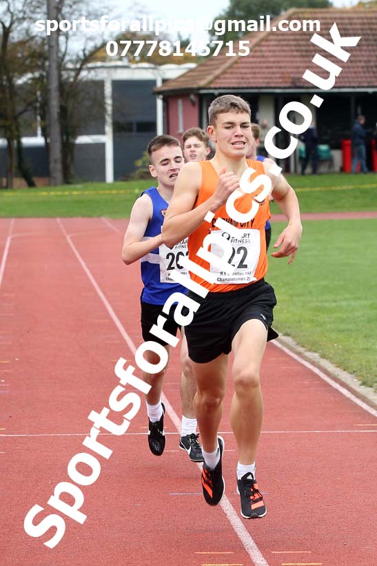 800 metres, NECAA Open Meeting, Morpeth, Sunday, October 18th. David T. Hewitson/Sports for All Pics